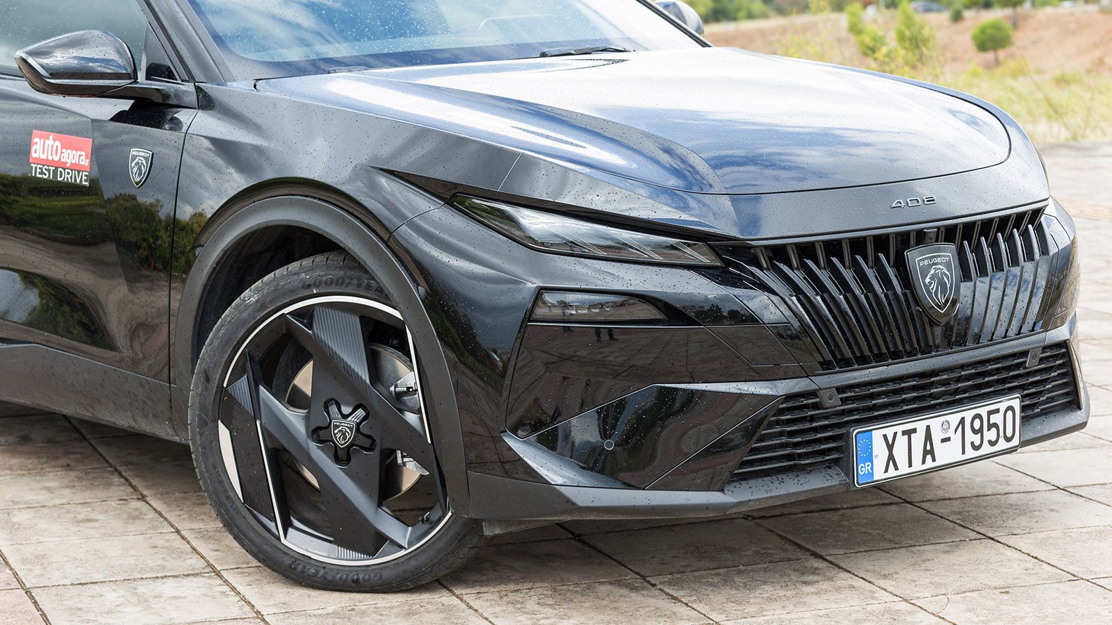 Δοκιμή ανανεωμένου Peugeot 408 PHEV 240 PS: Το ρεύμα σε πάει πιο μακριά